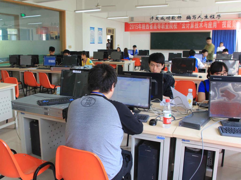 “云计算技术与应用”比赛现场